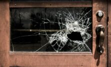 Glassrekkverk  trygt, stilrent og åpent mot omgivelsene