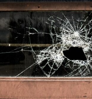 Glassrekkverk  trygt, stilrent og åpent mot omgivelsene