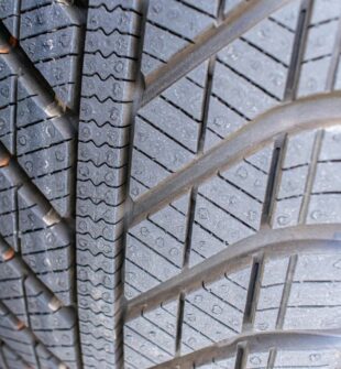 Ålesund-dekkhotell: Trygg og enkel dekklagring på Sunnmøre